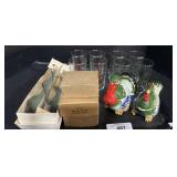 Turkey Shaped Salt & Pepper Shakers.