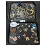 2 Trays Of Costume Jewelry, Necklaces, Brooches. 2 Trays Of Costume Jewelry, Necklaces, Brooches.
