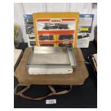 Mantua Train Pack, Walthers Transfer Table, GG-1