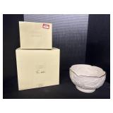 Lenox Glass Rabbit & Bowl.