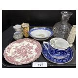 4 Bristol Plates, Cowboy Boot Vase.