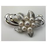 Silver Pearl Brooch.