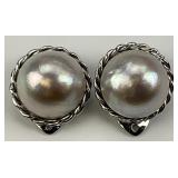 14KT White Gold Mabe Pearl Earrings.