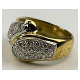 18KT Gold Diamond Cluster Ring.