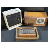 1 Sony & 2 Zenith Radios.