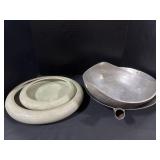 2 Decorative Ceramic Bowls, 2 Woks.