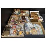 Miniatures & Dollhouse Furniture & Accessories.