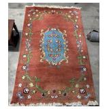 Traditional Style Area Rug, Floral Pattern.