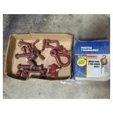 1 Ton Chain Hoist & Mounting Shackles.