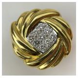 18KT Gold & Diamond Pendant.