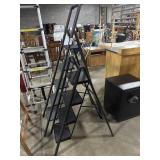 2 Foldable Step Ladders.