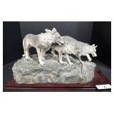 Wolf Sculpture.