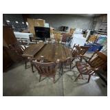 Colonial Style Drop Lead Table W/Chairs.