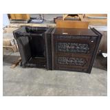 Vtg RCA Victor Radio, Carved Mahogany Cabinet.