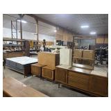 Bassett Mid Century Modern Bedroom Set.