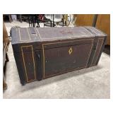 Vtg Dome-Top Trunk.