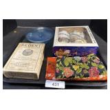 Christmas Ornaments, Darning Cotton, Clutch