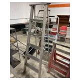 6ft Aluminum Ladder.