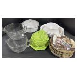 Large Measuring Cups, Cabbage Dish, Display