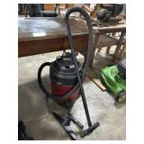 2.5 HP Model 7025 Wet/Dry Vacuum.