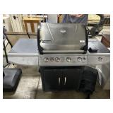 Brinkmann Pro Series Propane Grill.