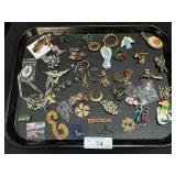 Costume Jewelry, Brooches & Pins.