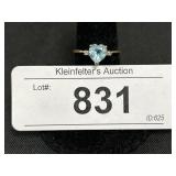 10k Gold Blue Gemstone Ring.