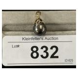 18k Gold Fresh Water Pearl Pendant.