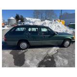 1992 Mercedes Benz Station Wagon, 112,000 Miles!