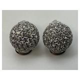 18KT White Gold Diamond Earrings.