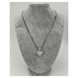 18KT Gold Leo Pizzo Diamond Heart Necklace.