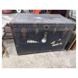 Vtg Steamr Trunk.