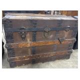 Vtg Steamer Style Trunk.