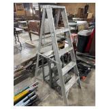 5ft Aluminum Ladder, Step Ladder.