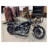 2016 Harley-Davidson Softail Breakout 3,811 Miles.