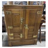 Vtg Baldwin American Oak Ice Box.