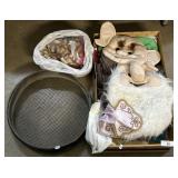 Dwarf Costumes, Primitive Sifter, Corks.