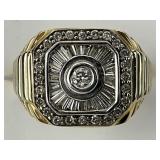 14KT Gold Round & Baguette Diamond Ring.