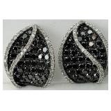 14KT Gold Effy Black & White Diamond Earrings.