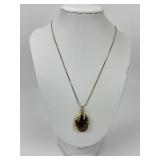 Oval Opal Pendant Necklace.