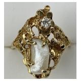 Gold Baroque Pearl Small Diamond Ring.