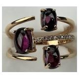 14KT Gold LeVian Cabochon Amethyst Diamond Ring.