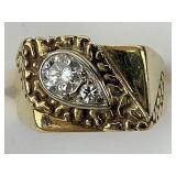 14KT Gold Double Diamond Nugget Top Ring.