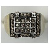 18KT LeVian Brown & White Diamond Ring.