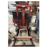 Hein-Werner 57 Series 2 Bumper Jack.;