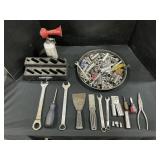 Air Horn, Evercraft Storage, Sockets, Wrenches.
