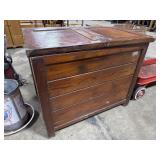 Vtg Wooden Egg Incubator.