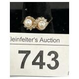 14K Gold Pearl & Diamond Ring.