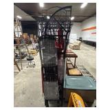 (10) Lawn & Garden Trellis.