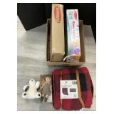 NOS Sitï¿½n Spin & Melissa & Doug Tent, Doll,